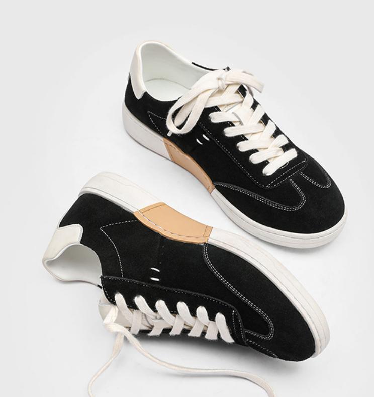 Preppy Style Must-Have: Two-Tone Suede Retro Sneakers for Men