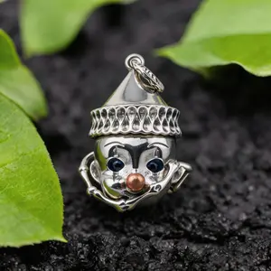 【T】Clown Pendant: Retro Whimsical Design Perfect gift for Christmas luxury necklace