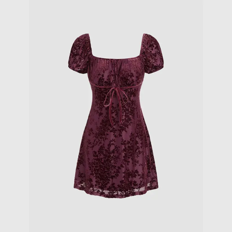 black mini flared dress Shop Windsor Clothing and Dresses at SilkRoll. Trade with us! main image 1