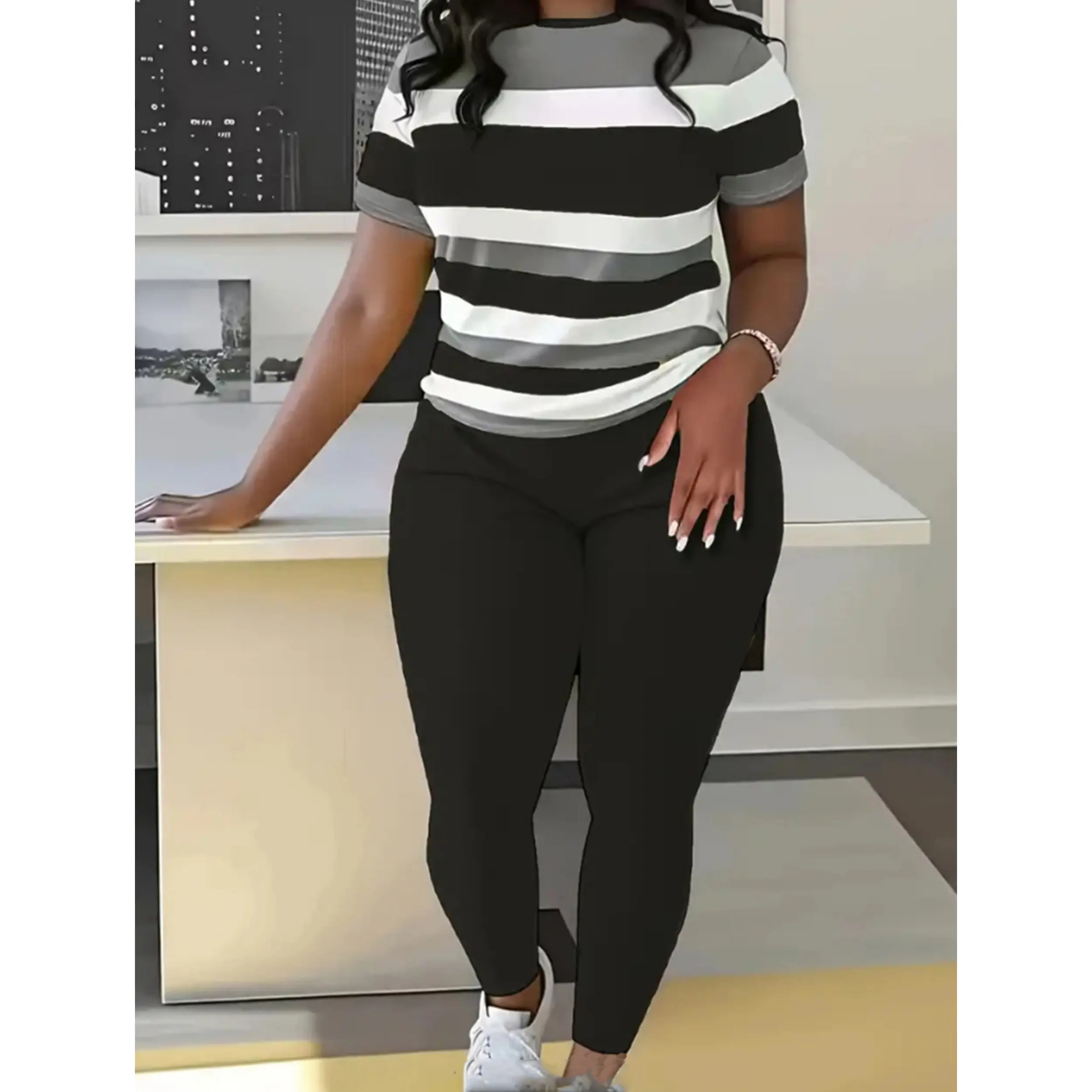 Women's Plus Size 2-Piece Comfy Loungewear Set - Short-Sleeve Crew Neck Color Block Striped Top, Patch Pocket Pants, Pajama Set, Shortsleeve, Plus Size Clothes, Comfy Sets
