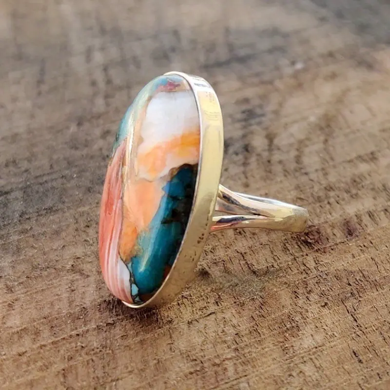 Women's Vintage Gold-Plated Turquoise Almond-Shaped Colored Gemstone Ring - Costume Jewelry for Anniversary, Birthday Party Occasions, Vintage Rings, Almond-Shaped Rings