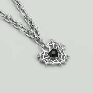 Hollow Heart Spider Web Pendant Necklace for Men Casual Street Style Valentine's Day