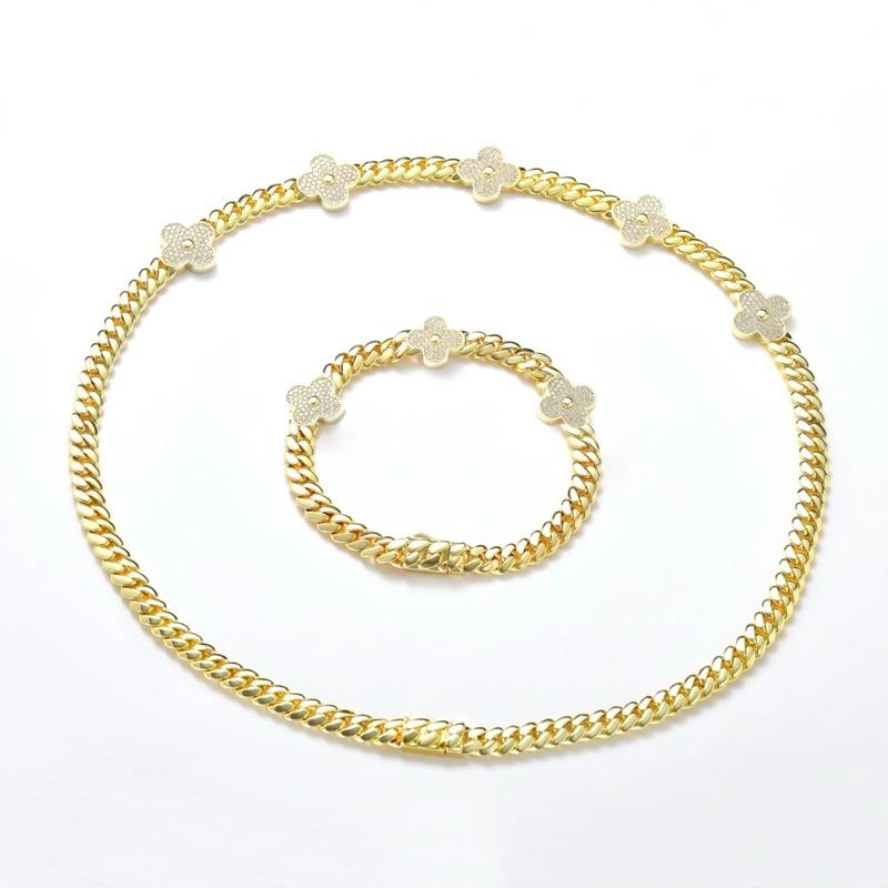 14K Gold Plated CZ Clover Flower Cuban Choker Chain Necklace & Bracelet Set Fashion Jewelry Gift Cubic Zirconia Stones