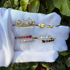 Elegant Style Rings for Her - Set of 4 with Elegant Design and Decorative Elements