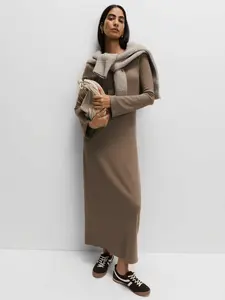 Elegant Long Sleeve Fitted Dress for All Seasons, Solid Color Round Neck Midi Dress with Chest Cutout, Versatile Women's Fashion