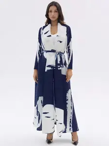 Blue White Contrast Pleated Abaya Coat - Women's Ruched Print Long Sleeve Windbreaker Kaftan with Belt, Ribbed Modest Muslim Fashion Outerwear for All Seasons