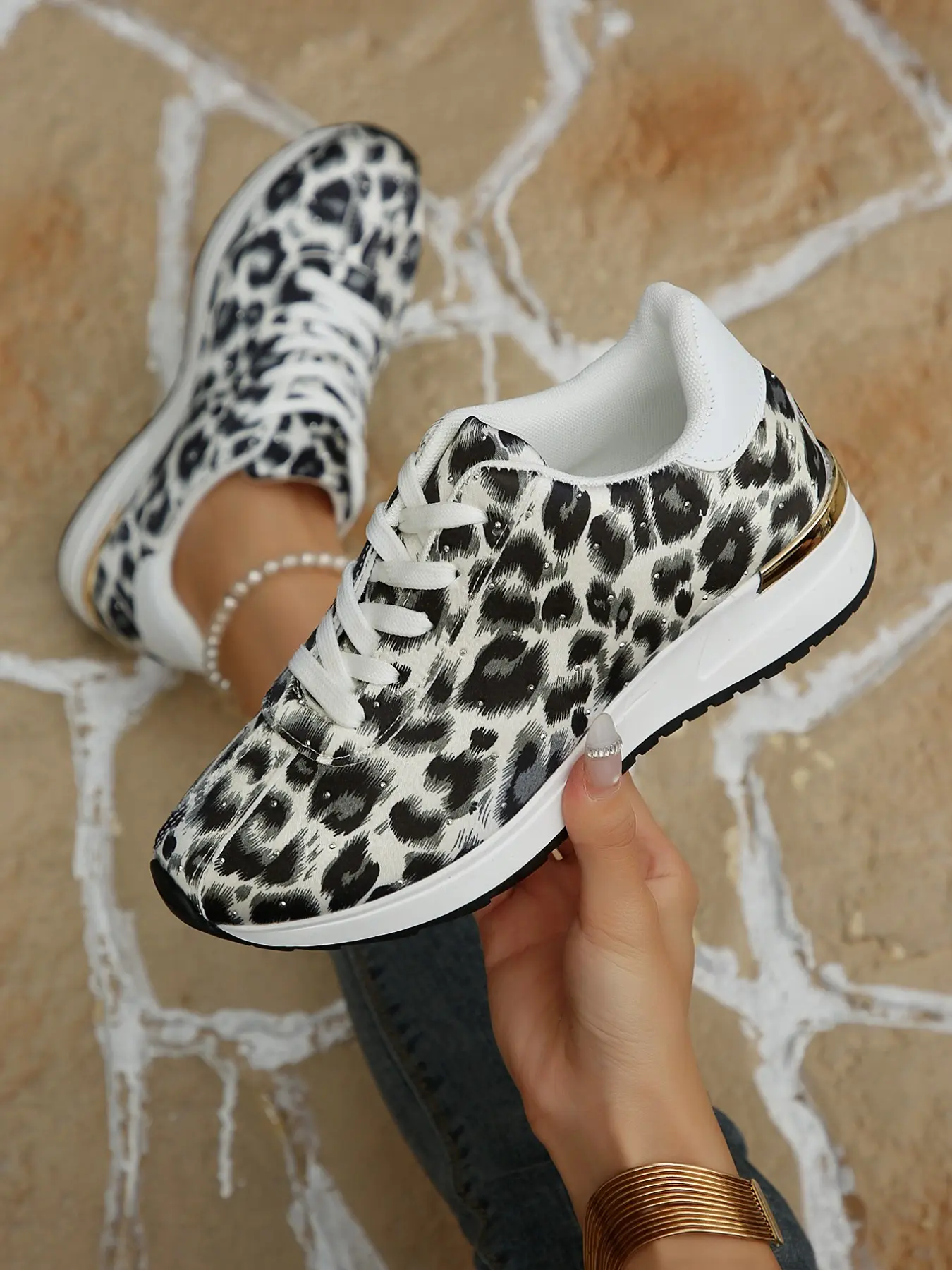 2026 Trendy Women's Leopard Print Rhinestone Sneakers, Lightweight Breathable Canvas Casual Shoes, Anti-Slip Comfortable Wedge Heels