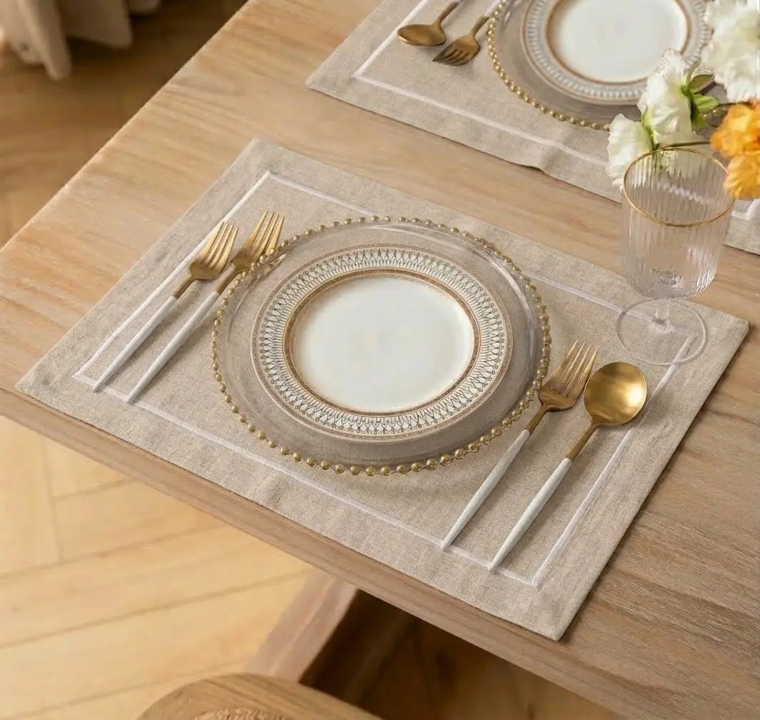 Solino Home Kensington Rectangular Handcrafted Cloth Placemats & Coasters - Kitchen Tableware for Home Entertaining
