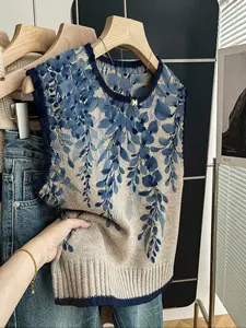 Women's Casual Loose-Fitting Round Neck Sleeveless Knit Top, Gradient Block Print, Fall for Daily Wear, Knitwear