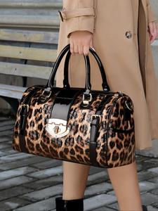 a brown women's handbag with a glossy leopard print pattern and a shoulder strap, large capacity, very fashionable and elegant