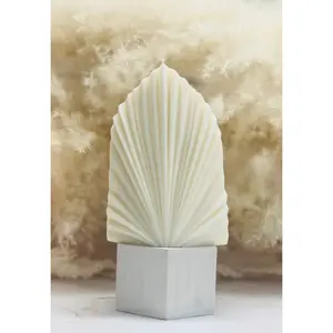 Coral Shell Candle