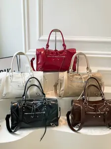 Large Capacity PU Leather Satchel Bag, Vintage Style Rivet Design Handbag for Women, Perfect for Outdoor Travel and Casual Use, Leather Satchel Purse