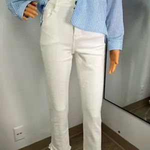 KanCan White Frayed Hem Straight Jeans