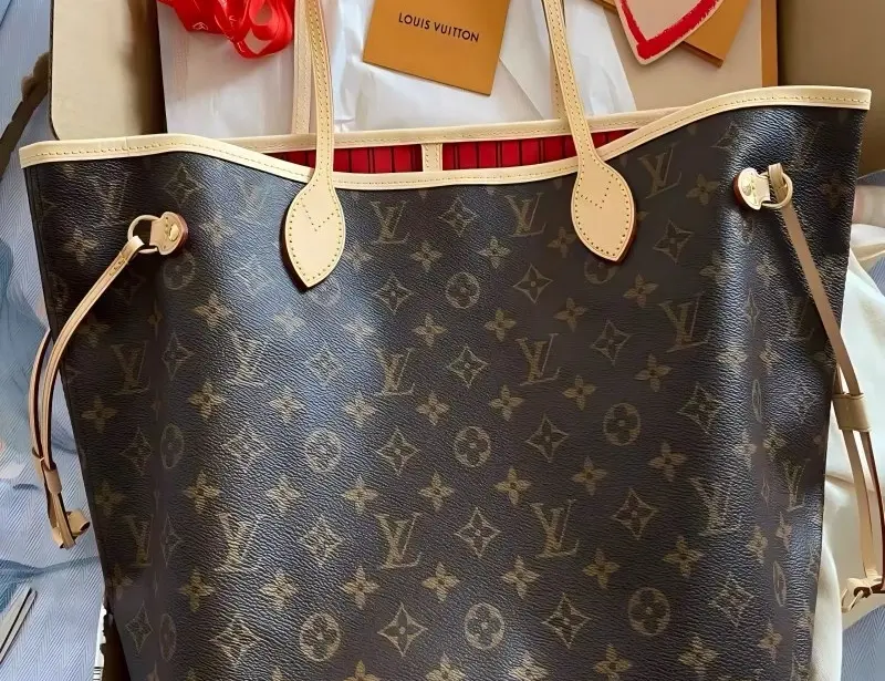 ‮ VL  ‬Women Spacious Geometric Pattern Tote Purse, Cowhide Trim Drawstring Shoulder Bag for Work & Weekend Getaway