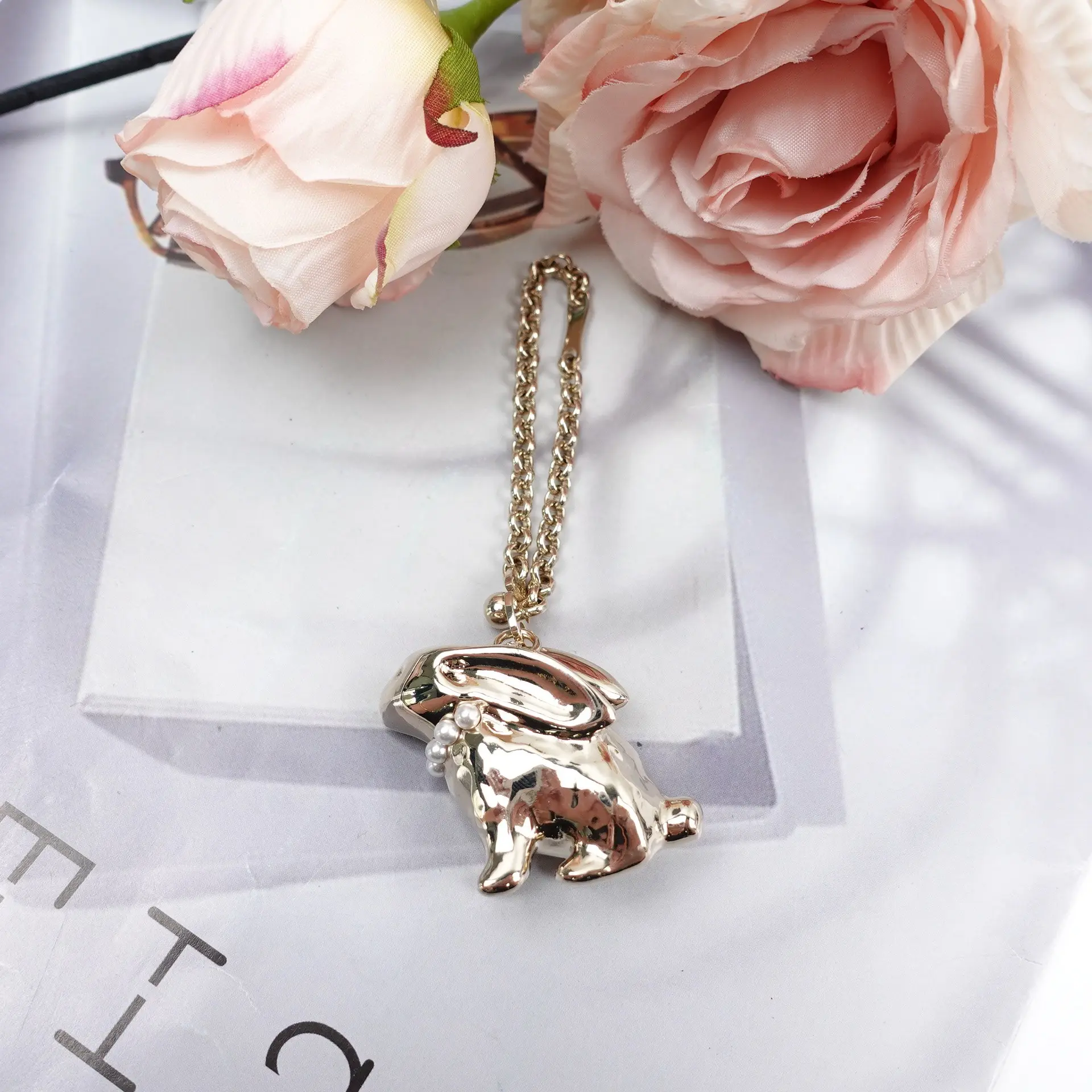 Pre-owned CHANEL Metal Bag Accessories Gold Tone Bag Charm T10403770