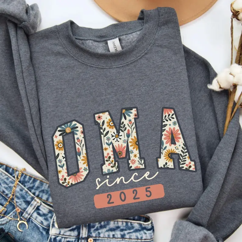 Oma Est 2024 Sweatshirt, Floral Oma shirt, Custom Oma Crewneck, Gift for Oma, Pregnancy Announcement for Oma, Custom Grandma gift, Oma gift unisex 90s graphic tees sweatshirt hoodie saltburn christmas sweatshirt