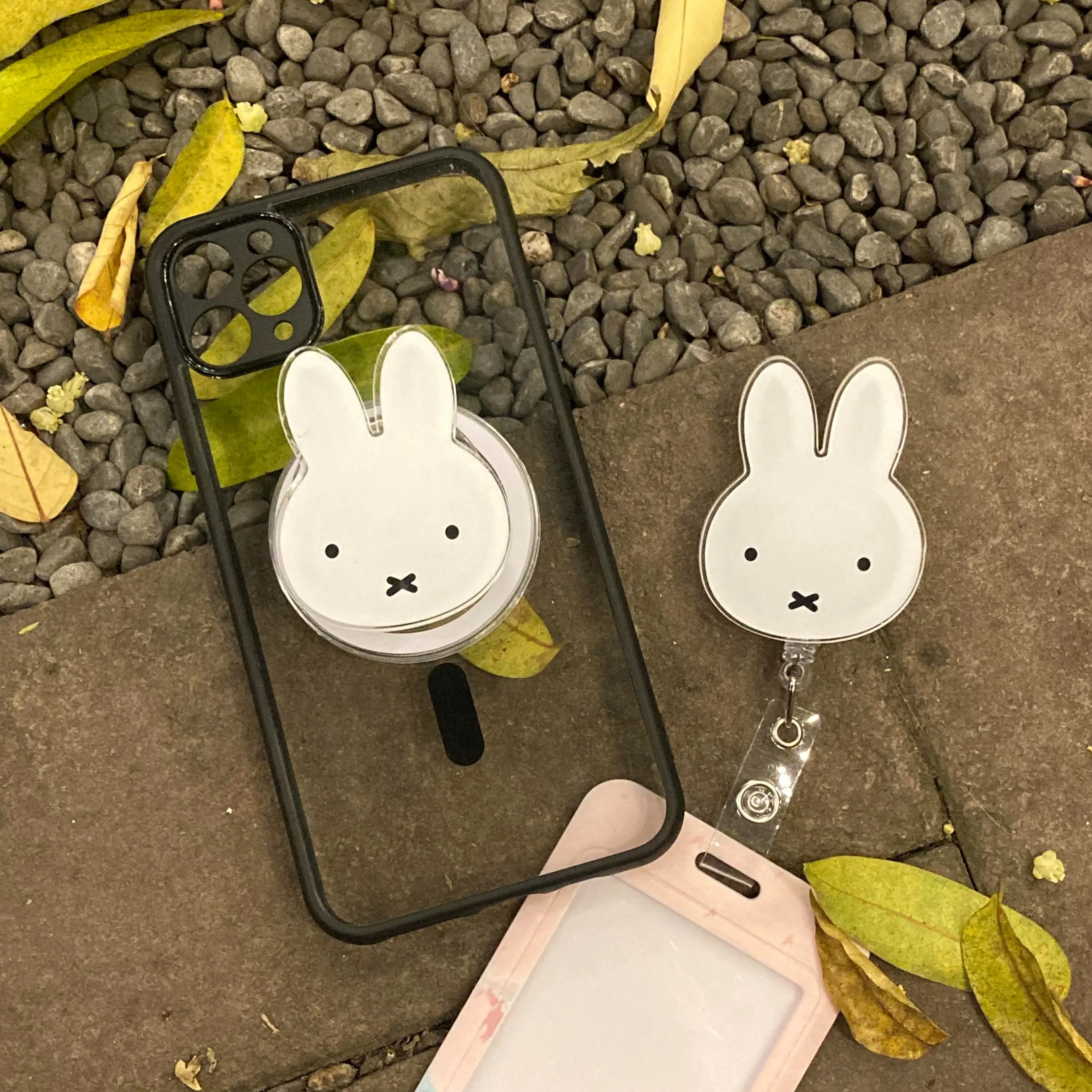Cute Bunny Badge Reel, Kawaii Belt Clip Retractable Badge Holder, Aesthetic Bodge Reel ID Holder For Nurse Teacher Office Staff, Adorable Gift Idea For Bunny Lovers