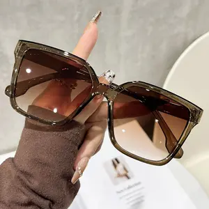 New stylish and elegant sunglasses for women, high-end outdoor sun protection, specifically for driving, retro sunglasses for men