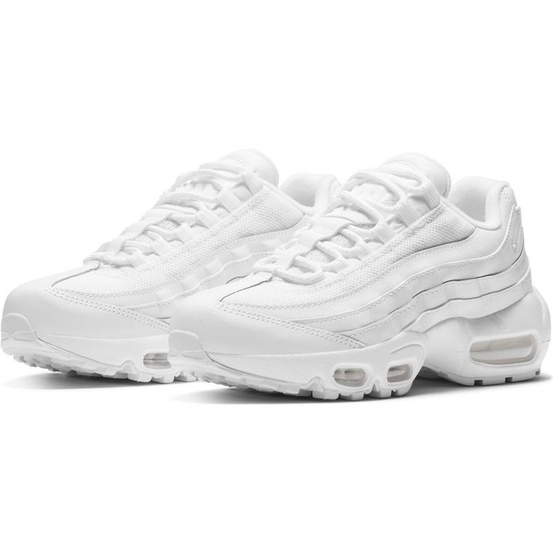 Nike Air Max 95 Recraft - Stylish Sneaker with Comfortable Fit and Versatile Design