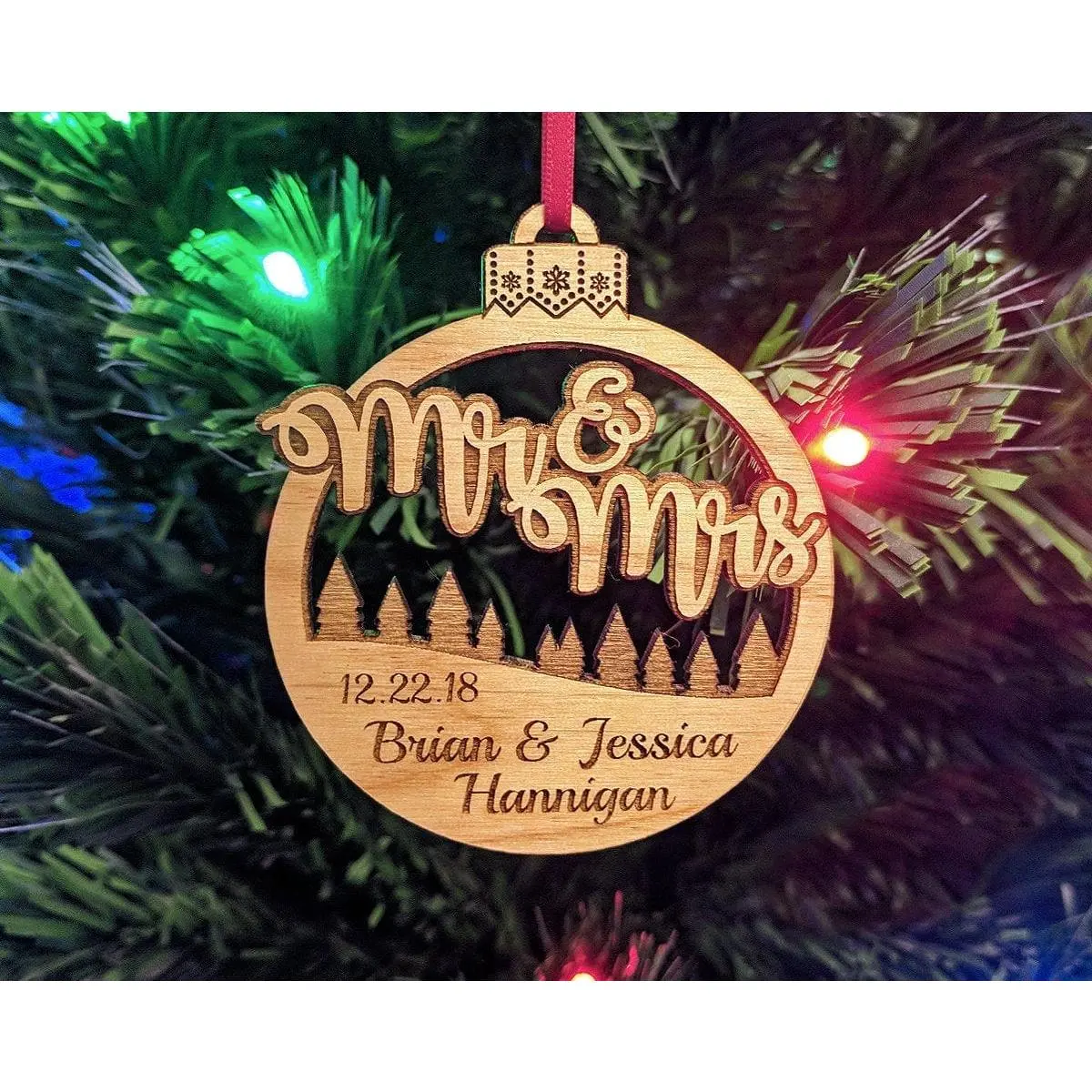 Mr and Mrs Christmas Ornament Engraved Personalized Rustic Holiday Wedding Gift Favor for Bride Groom Couples Just Married Ornaments Custom