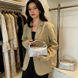 Viral Luxury Makeup Bag, Large Capacity Portable Cosmetic Organizer, Trendy Travel Handbag for Beauty Essentials