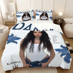 katseye Daniela classic bed three-piece set, elegant printing including quilt cover double pillowcase, Christmas and New Year gifts intimate, dormitory bed and breakfast soft, film and television fans, animation fans collection gifts.