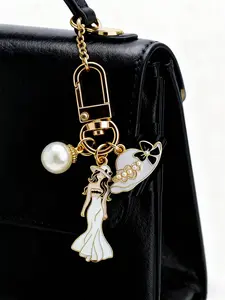 Mini Bag Charm Keychain, Cute Metal Heart Theme with Elegant Flowers and Heart Pattern, Perfect Gift for Weddings and Holidays