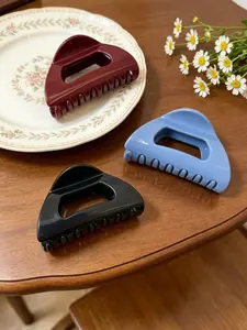 3PCS Soft Silicone Hair Claw, Anti-Drop Unbreakable Hair Clip, Square Hair Claw Clips for Women, Flexible Clawclip for Thick Hair, Lightweight Large Clip, soft hairpins, suitable for various occasions, 2026 New Design Hair Accessories, Hijab Hair Clip