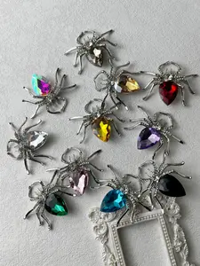 Alloy Rhinestone Vintage Silvery Color Crystal Spider Charms Accessories Diy Pendants DIY Semi-Finished Random Colors 5pcs Set