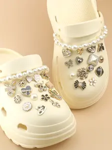 Women's Rhinestone Clogs Decoration, Bling Shoe Charms, Colorful Heart & Flower & Rabbit & Deer & Cactus Shaped Shoes Charms, Cute Faux Pearl Decorated Diy Jewelry for Clogs, Footwear, Shoe Embellishments