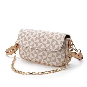 Women's Geometric Beige Purse - Stylish Everyday Crossbody Bag for Casual Outings