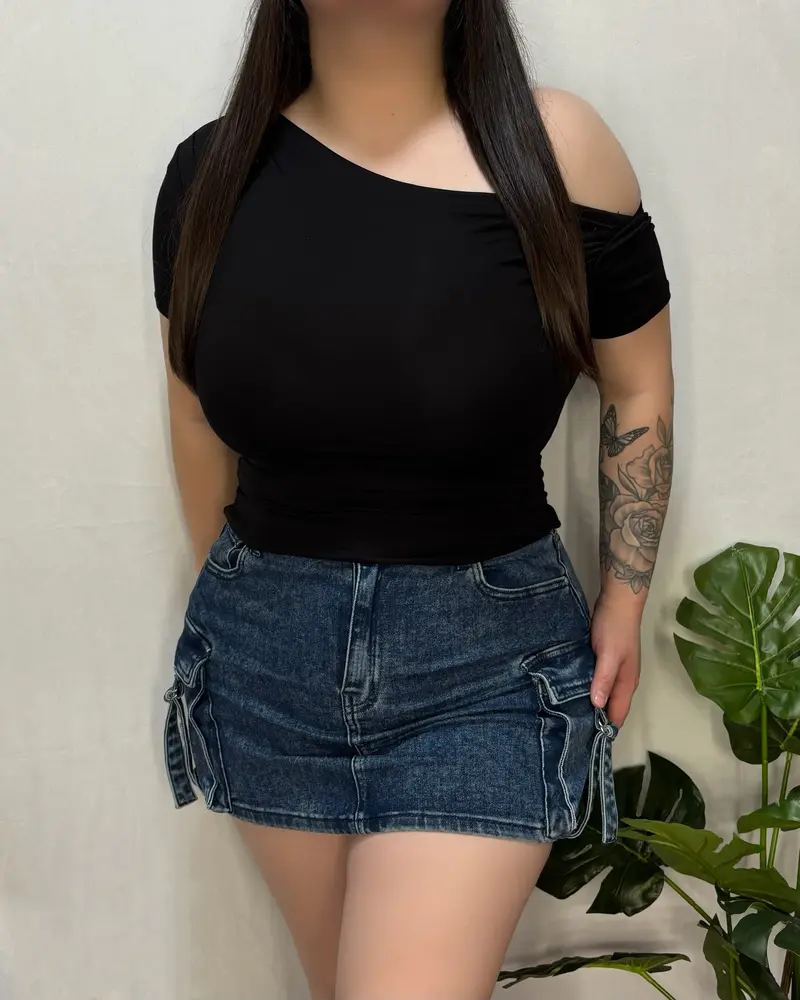 off shoulder top zwart - TikTok Shop