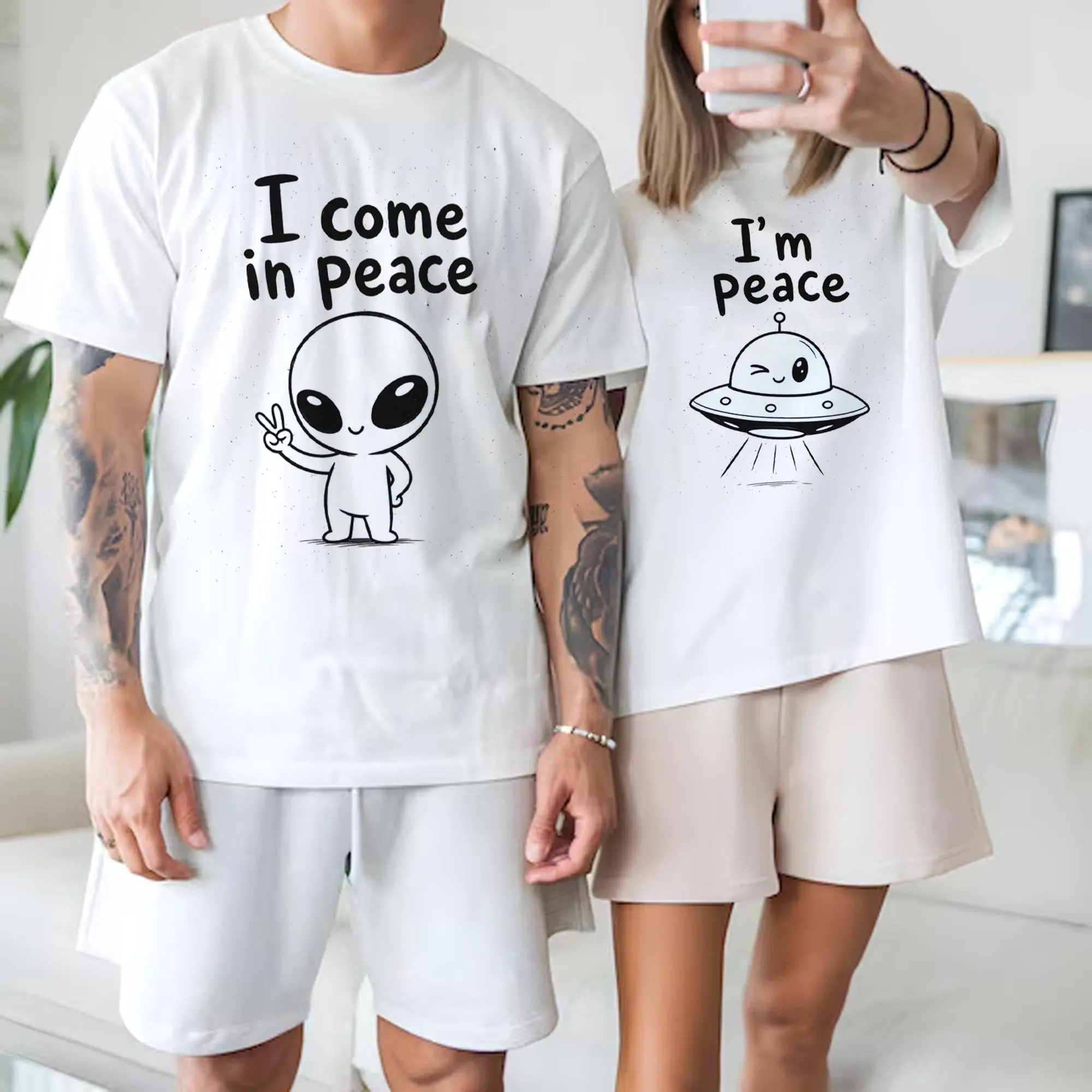 Matching Couple Alien T-Shirts, I Come In Peace UFO Graphic Tee Set, Funny Gift for Boyfriend Girlfriend