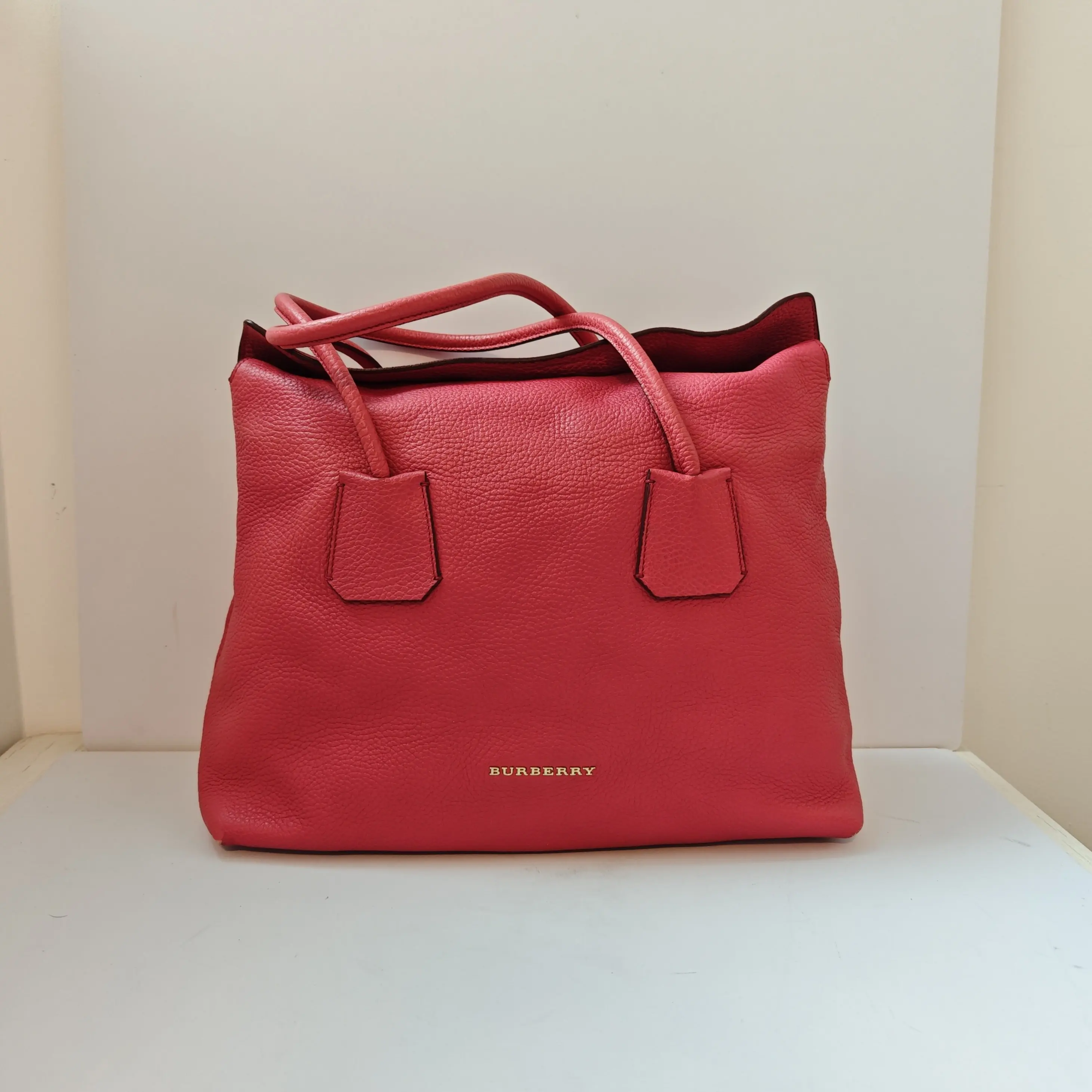Pre-owned BURBERRY leather Tote bags Raspberry colored genuine handbag