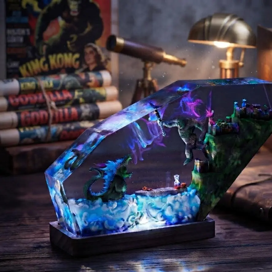 Godzilla Resin Lamp Godzilla vs Kong | Handmade Monster Battle LED Resin Lamp | Giant Titan Night Light | USB Powered with Remote | Gaming Room Decor | Handmade Resin Art Gift