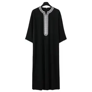 Middle Eastern Arabic long robe, medium-length sleeve embroidered envelope design, men’s Muslim long robe, traditional Islamic clothing, authentic Saudi thobe