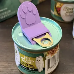 Portable Pet Can Opener, Ergonomic Non-Slip Handle, Suitable for Cat/dog Food Cans, Durable 3D Printed Plastic Kitchen Tool, Easy to Clean Design