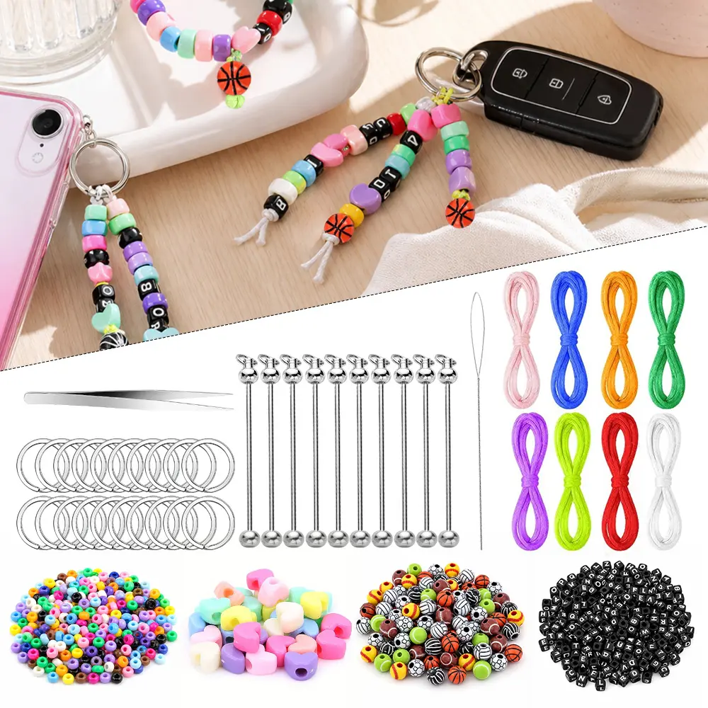 667 PCS DIY Keychain Making Kit with Letter Beads & Heart Beads, Personalized Beaded Key Rings and Accessories for Bracelets, Necklaces, Backpacks & Gifts