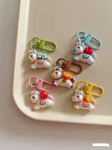 Cartoon Resin New Year Keychain, Horse Design, Girl's Bag Backpack Accessory, Couple Gift, Cute Key Ring Pendant
