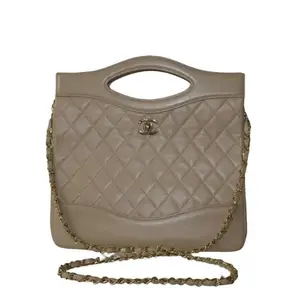 Pre-owned Lambskin/24K plated gold hardware Tote Bags Chanel Vintage Shopper Tote in Beige Lambskin with Removable Chain Good Condition