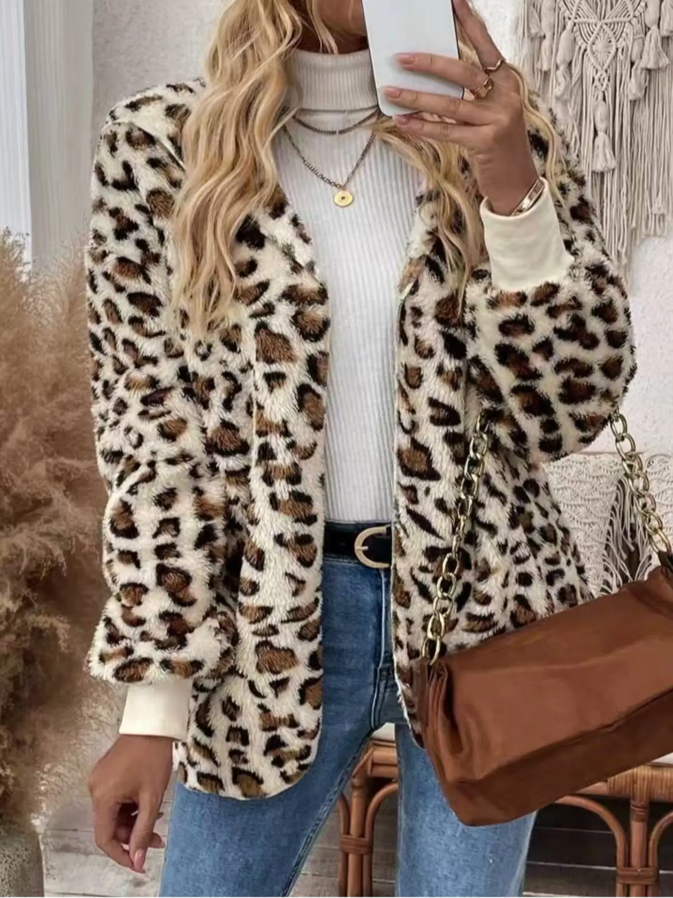 Women's Fashion Autumn Winter Leopard Printed Plush Cardigan, Mid-Length Buttonless Coat, Soft Warm Outerwear for Ladies