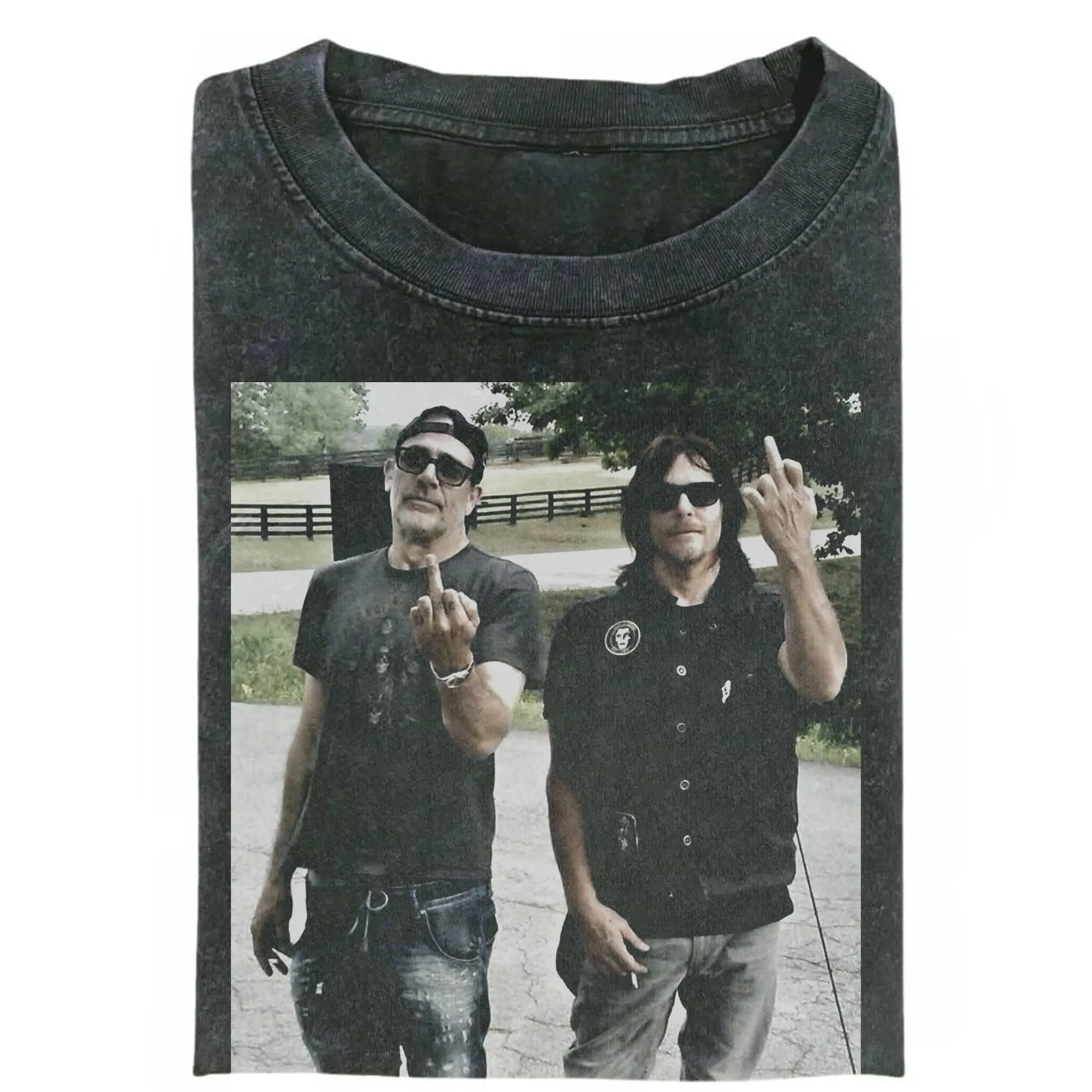 The Walking Dead Middle Finger Meme Graphic Tee, Negan Daryl Dixon Funny Parody T-Shirt, Unisex Cringe Retro Streetwear Shirt, Menswear Womenswear, Gift for Men, Gift for Women, Crew Neck T-shirt, Trending T