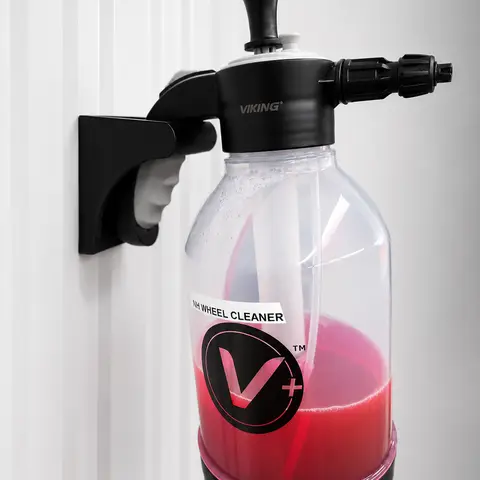 KQP Wall-Mounted Pump Foam Sprayer Holder - Rust-Resistant, Sturdy Swivel, Convenient Hook, Easy Wall Installation, Space-Smart Home Organizer for Foam Cleaner Sprays, Compact Spray Bottle Hooks & Rails for Home Use