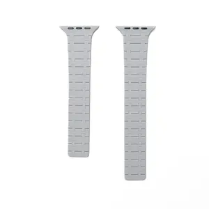 Chalk Royal Mag Apple Watch Band