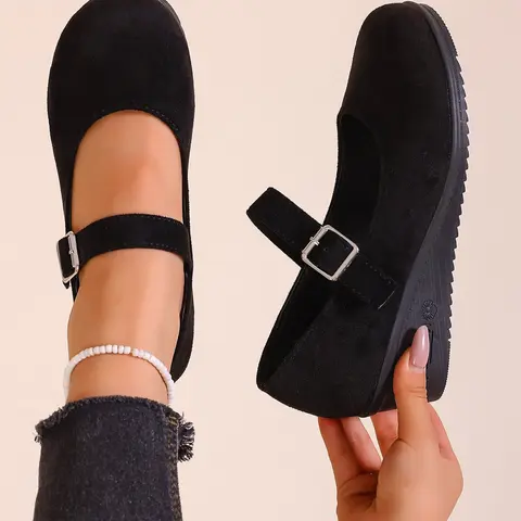 Women's Mary Jane Shoes, Classic Round-Toe Design with Buckle Strap, Comfortable Retro Footwear for Spring and Fall, Vintage