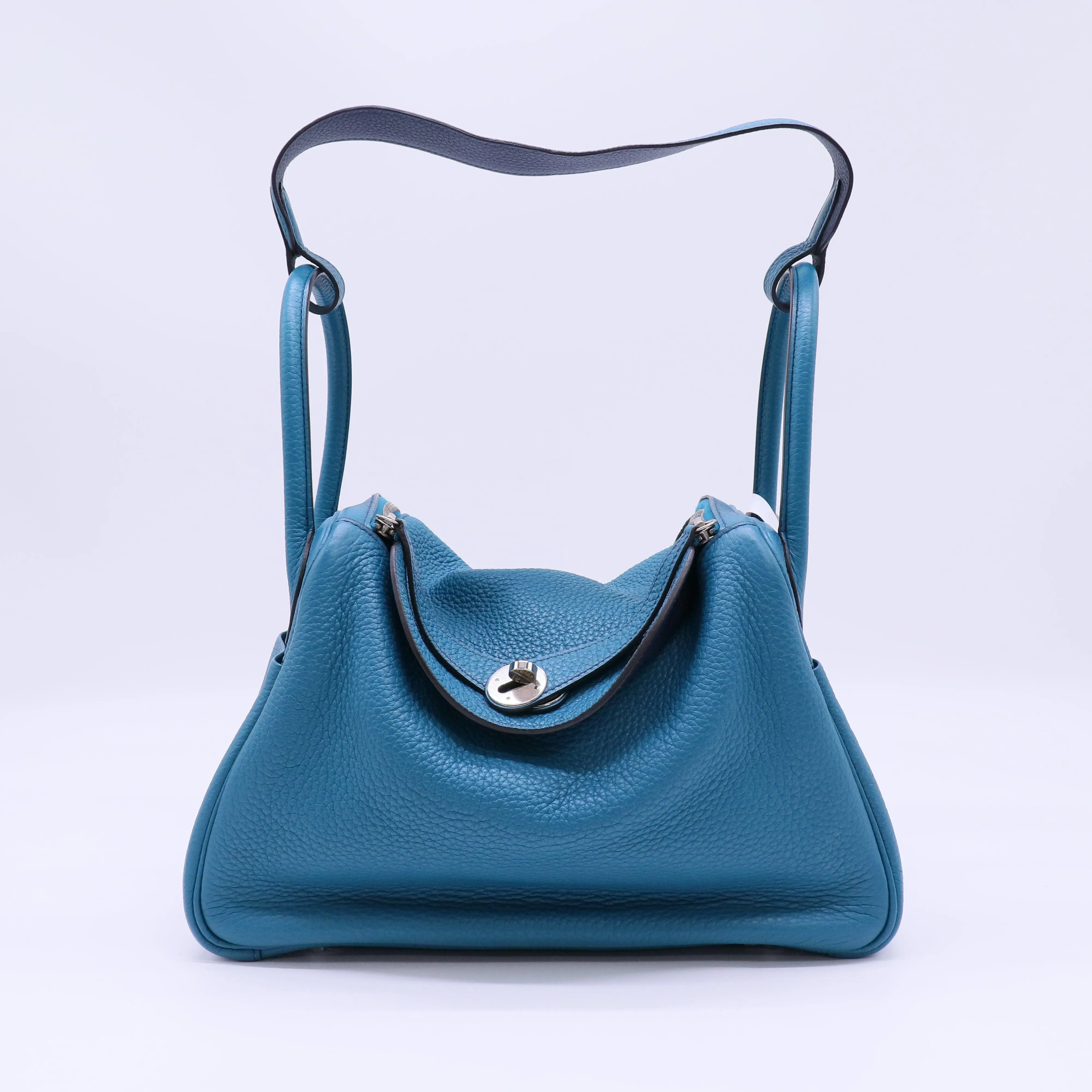 Pre-owned HERMÈS Clemence Handbag Hermes 30cm Bi Color Blue Izmir/Bleu Saphir Leather Palladium Plated Lindy Bag B22611