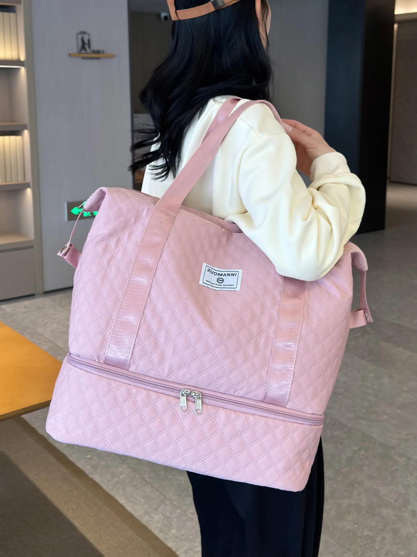 Large Capacity Luggage Bag Gym Backpack Diamond Stitch Yoga Bag Handheld Crossbody Maternity Storage Lightweight Travel Bag Casual Travel Bag