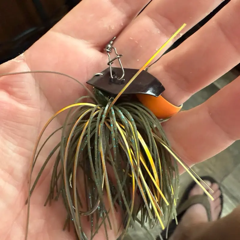 Bladed jig