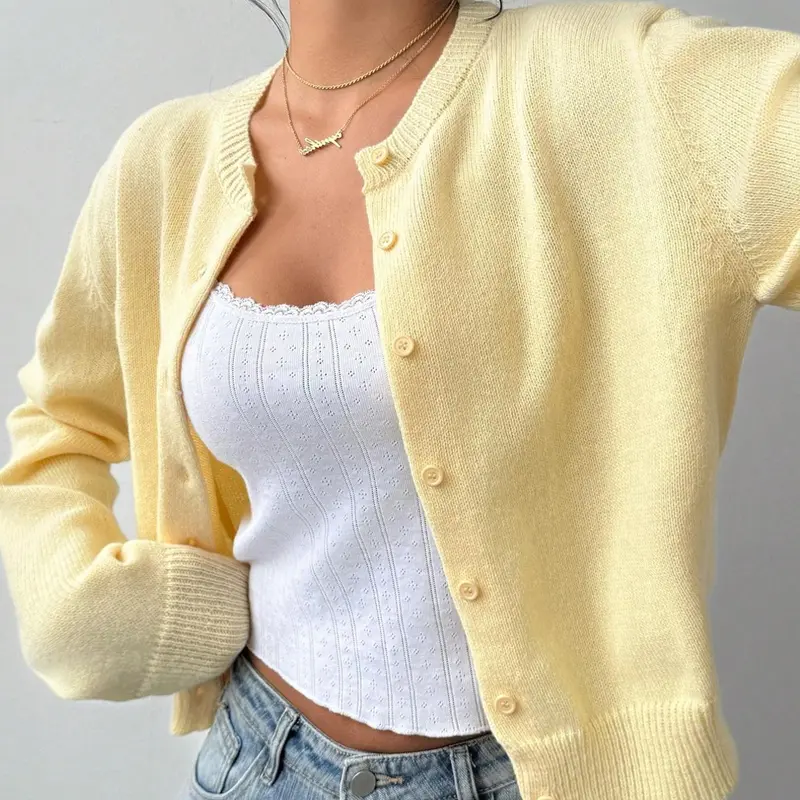 Women's Elegant Long-Sleeve Fitted Round Neck Knit Cardigan Sweater with Button, All-Season Casual Fashion Top for Daily Wear and Chic Office Style Knitwear