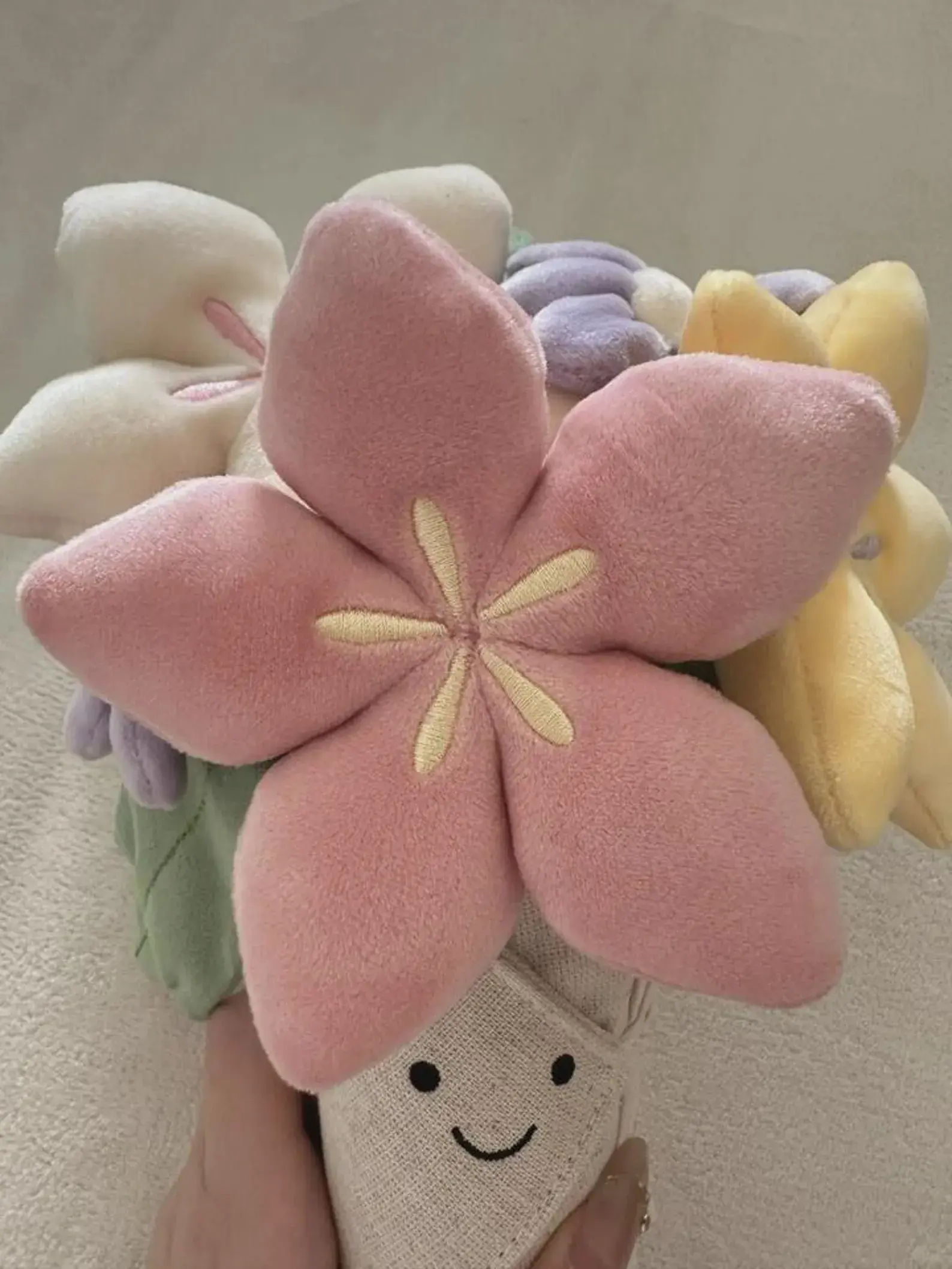 Cute Plush Flower Bouquet | Soft Kawaii Flower Stuffed Toy with Smiley Vase, Aesthetic Room Decor, Forever Flower Gift, Birthday & Valentine Gift